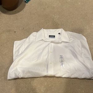 Unworn Chaps 34/35 wrinkle free button down long sleeve shirt.